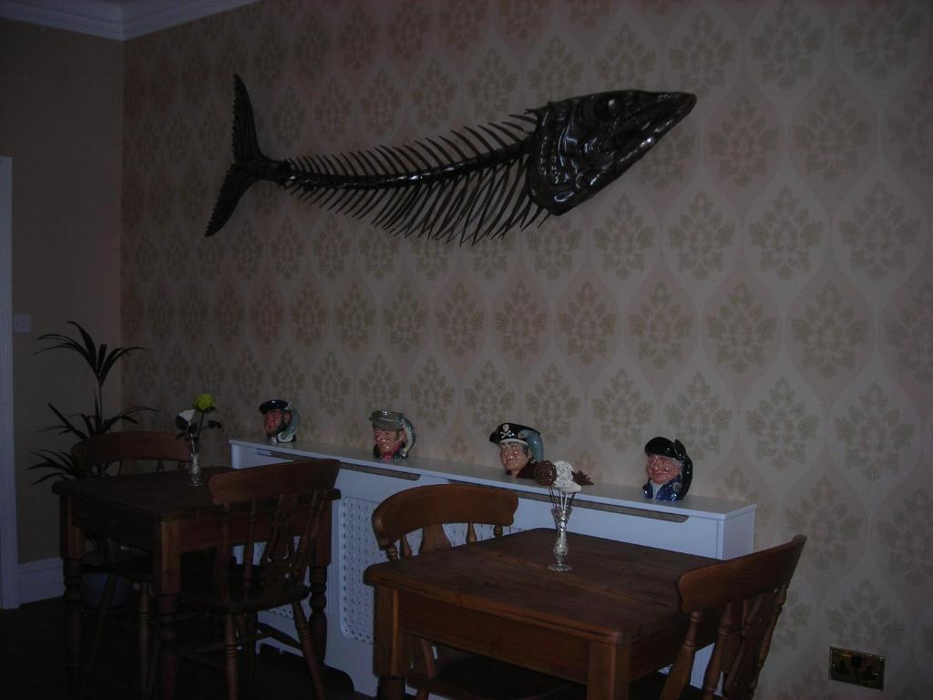 Number 97 Hotel Hastings Kültér fotó